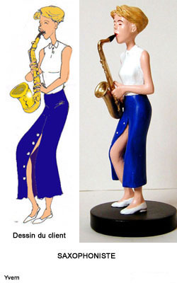 Saxophoniste blonde mont&eacute;e sur socle